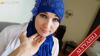 Üvey Teyzesi Kuzenlere Nasıl Seks Yapmaları Gerektiğinin Püf Noktalarını Öğretti